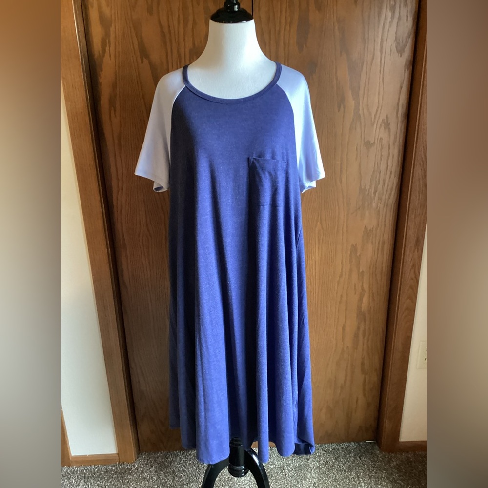 COPY - LuLaRoe Carly Short-Sleeved Dress
